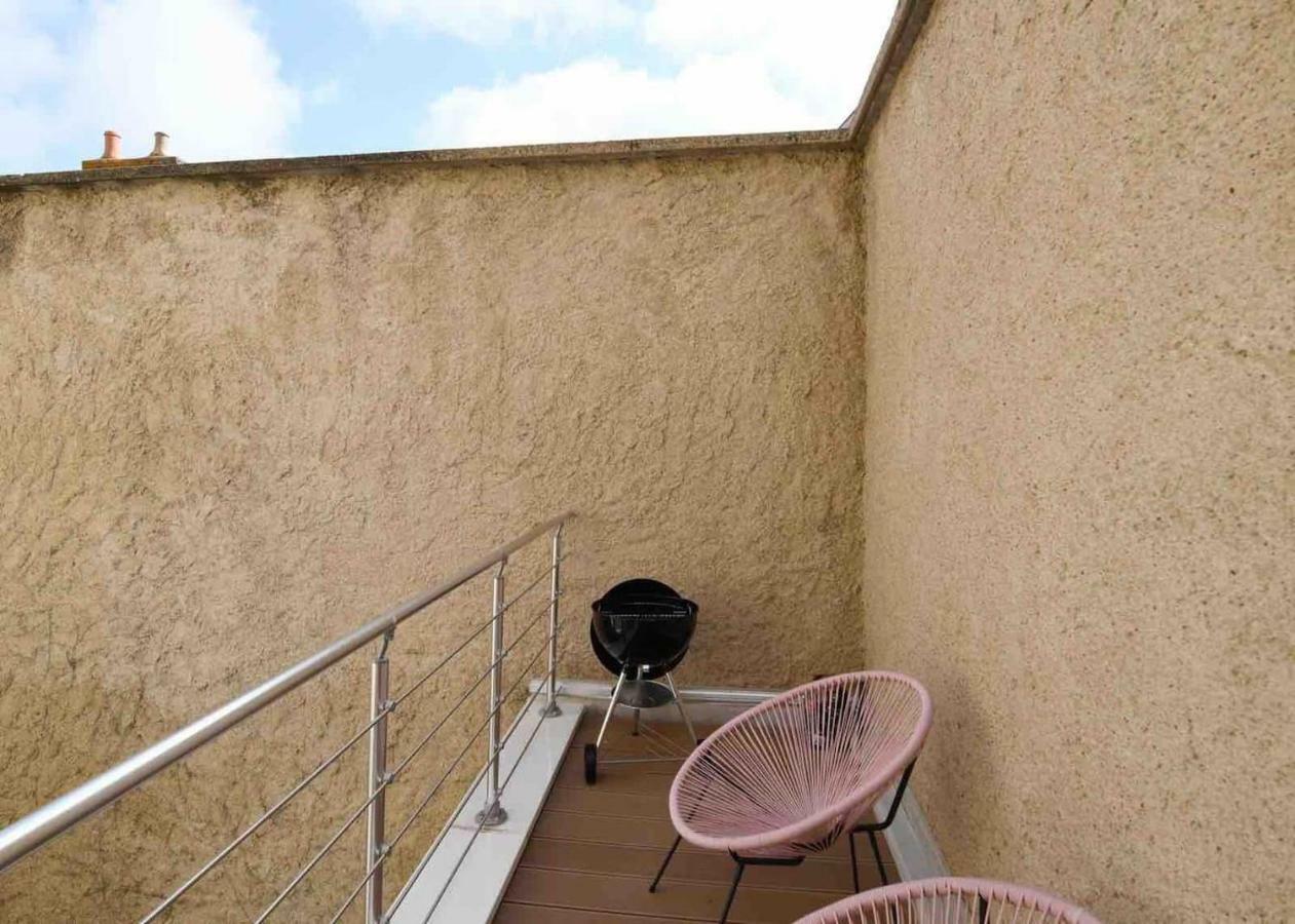 An Authentic Experience With Spa In The Center Poitiers Exterior foto